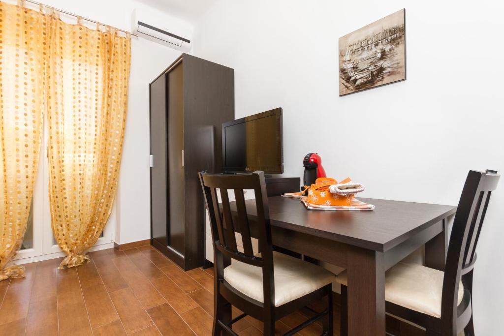 Apartments Naja Split Pokoj fotografie